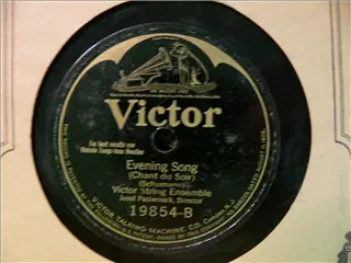 small_victor 19854 b.webp